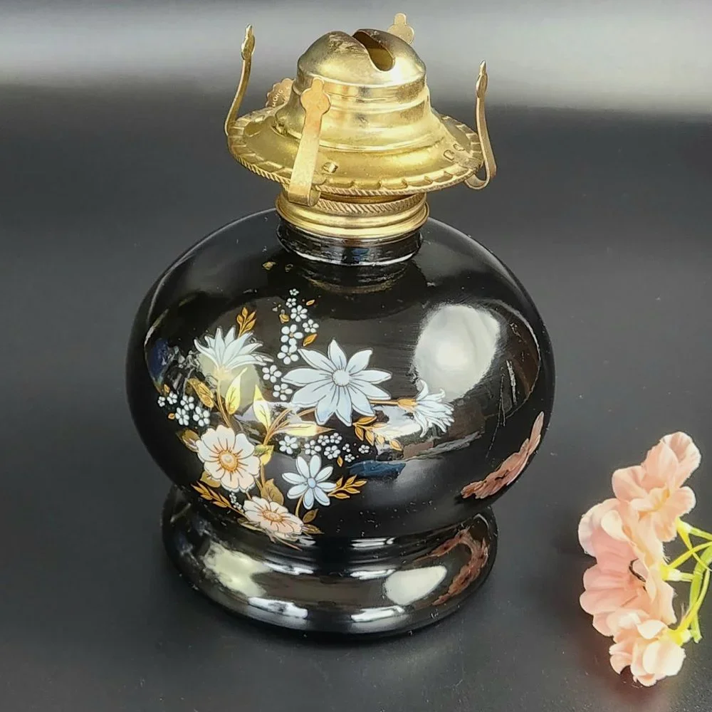 Vintage Oil Lamp - Black Base - Floral Design - 14 1/4